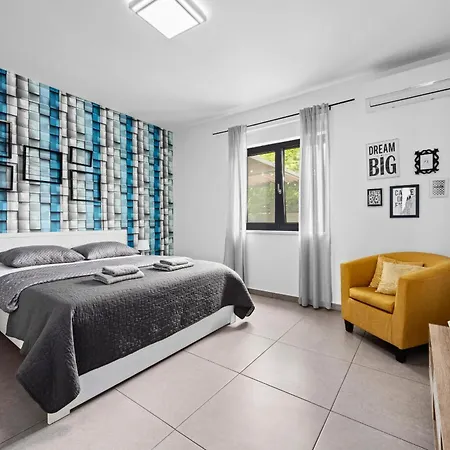 Kali Near Pula For 8 People With Fitness & Sea View - Pet Friendly * Krnica