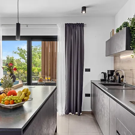 Villa Kali Near Pula For 8 People With Fitness & Sea View - Pet Friendly