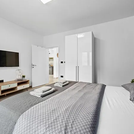 Kali Near Pula For 8 People With Fitness & Sea View - Pet Friendly Villa Krnica