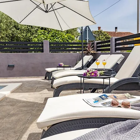 Villa Kali Near Pula For 8 People With Fitness & Sea View - Pet Friendly
